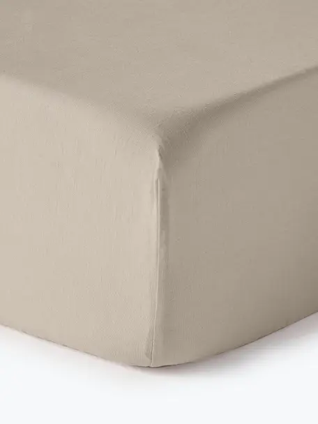 Boxspring-Spannbettlaken Airy, gewaschenes Leinen, 100 % Leinen, European Flax zertifiziert
Fadendichte 165 TC, Standard Qualität

Leinen ist eine Naturfaser, welche sich durch Atmungsaktivität, Strapazierfähigkeit und Weichheit auszeichnet. Leinen ist ein kühlendes und absorbierendes Material, das Feuchtigkeit schnell aufnimmt und abgibt, wodurch es ideal für warme Temperaturen geeignet ist.

Das in diesem Produkt verwendete Material ist schadstoffgeprüft und zertifiziert nach STANDARD 100 by OEKO-TEX®, 137, CITEVE., Beige, B 90 x L 200 cm, H 35 cm