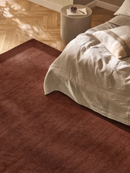 Alfombra de pelo corto Kari, 100 % poliéster con certificado GRS, Rojo óxido, An 80 x L 150 cm (Tamaño XS)