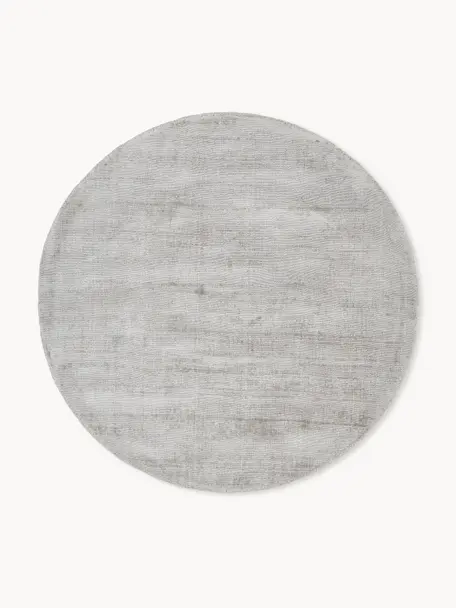 Tapis rond en viscose tissé main Jane, 100 % viscose

Le matériau est certifié STANDARD 100 OEKO-TEX®, HOHENSTEIN HTTI, 17.HIN.14404, Gris clair, Ø 250 cm (taille XL)