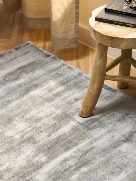 Tapis en viscose tissé main Jane, 100 % viscose, Gris, larg. 200 x long. 300 cm (taille L)