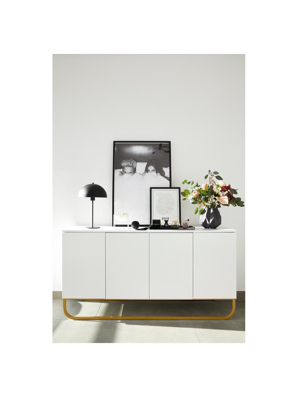 Klassiek dressoir Sanford in wit met deuren, Frame: gelakt MDF, Poten: gepoedercoat metaal, Wit, goudkleurig, B 160 x H 83 cm