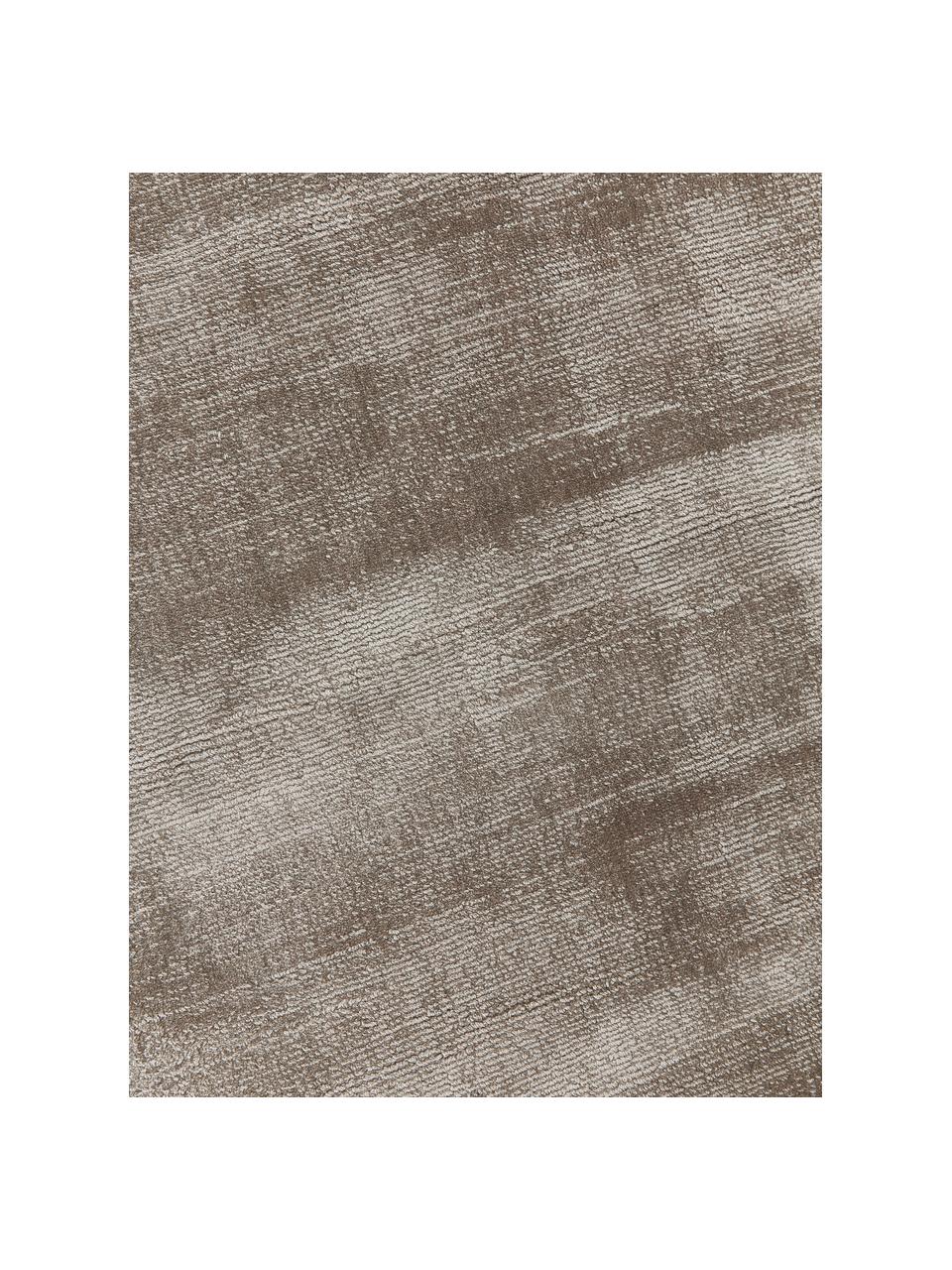 Handgeweven viscose vloerkleed Jane, Onderzijde: 100% katoen Het in dit pr, Taupe, B 200 x L 300 cm (maat L)