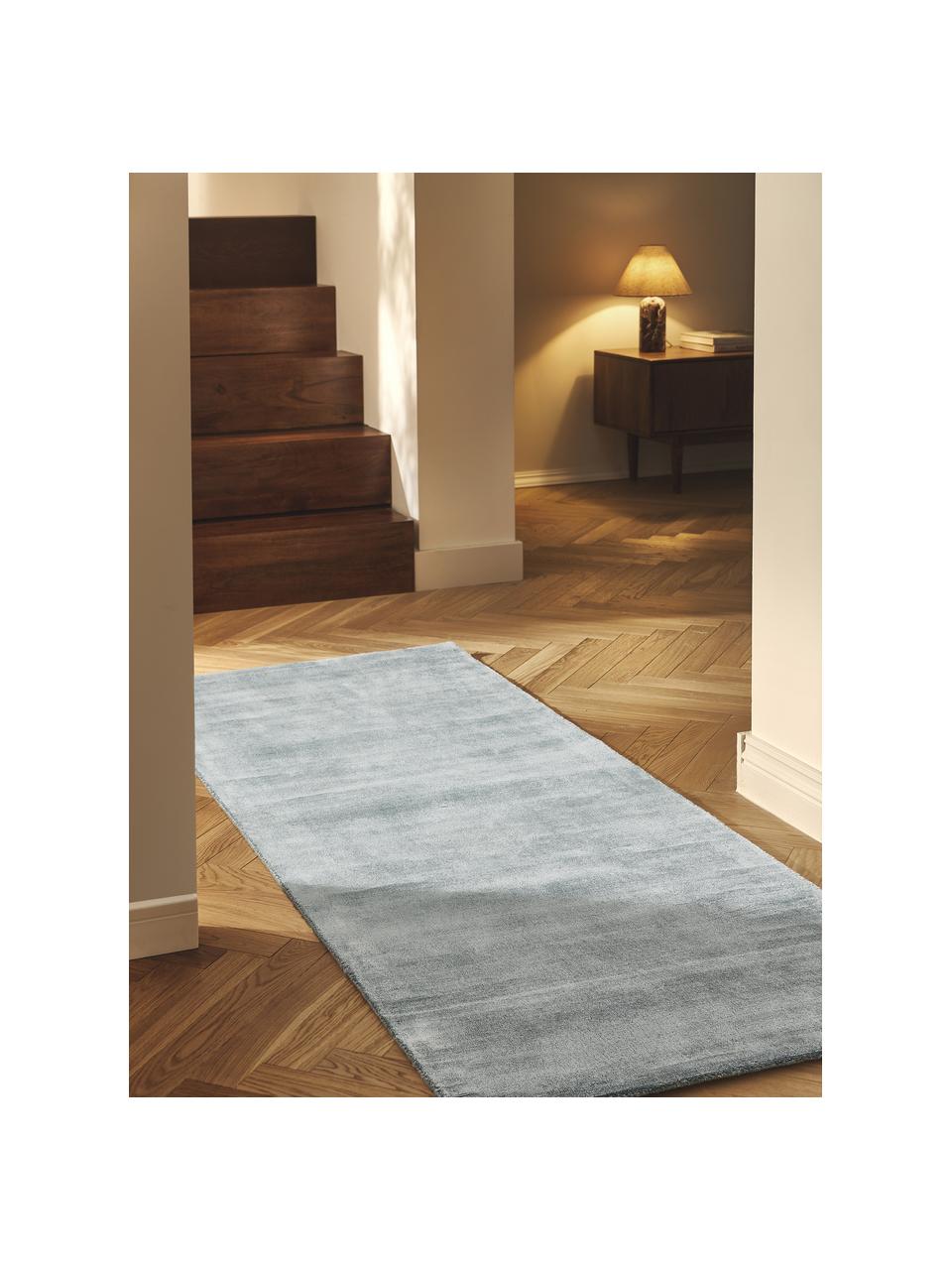 Tapis de couloir en viscose tissé main Jane, Gris-bleu, larg. 80 x long. 200 cm