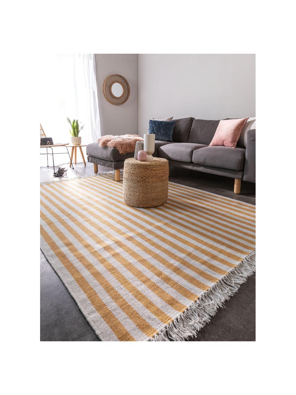 Pruhovaný vlněný koberec s třásněmi Gitta, Žlutá, světle šedá