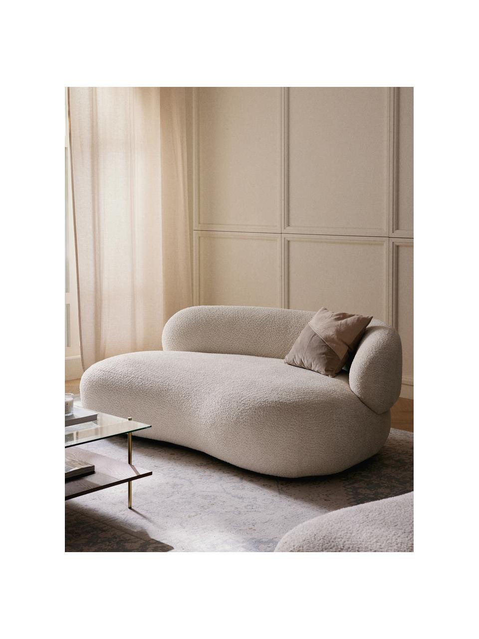 Sofa Alba (2-Sitzer) aus Teddy-Bouclé, Bezug: 100 % Polyester Der strap, Gestell: Massives Fichtenholz, Kie, Teddy-Bouclé Off White, B 185 x T 114 cm, Rückenlehne links