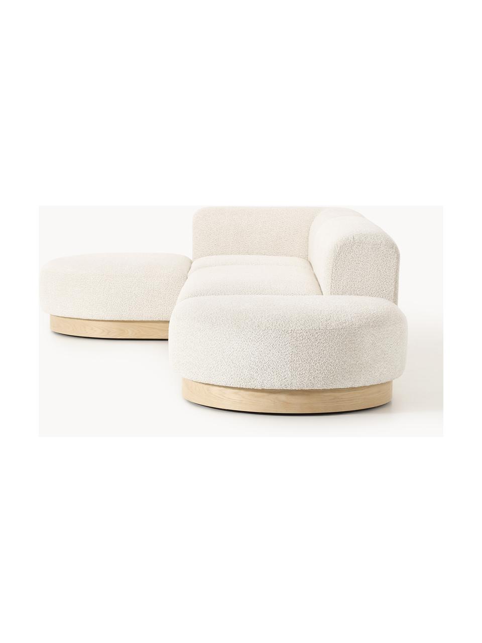 Modulares Ecksofa Natalie aus Teddy-Bouclé, Bezug: Teddy-Bouclé (100 % Polye, Gestell: mitteldichte Holzfaserpla, Sockel: Massives Buchenholz, lack, Teddy-Bouclé Off White, helles Buchenholz, B 337 x T 197 cm, Eckteil links