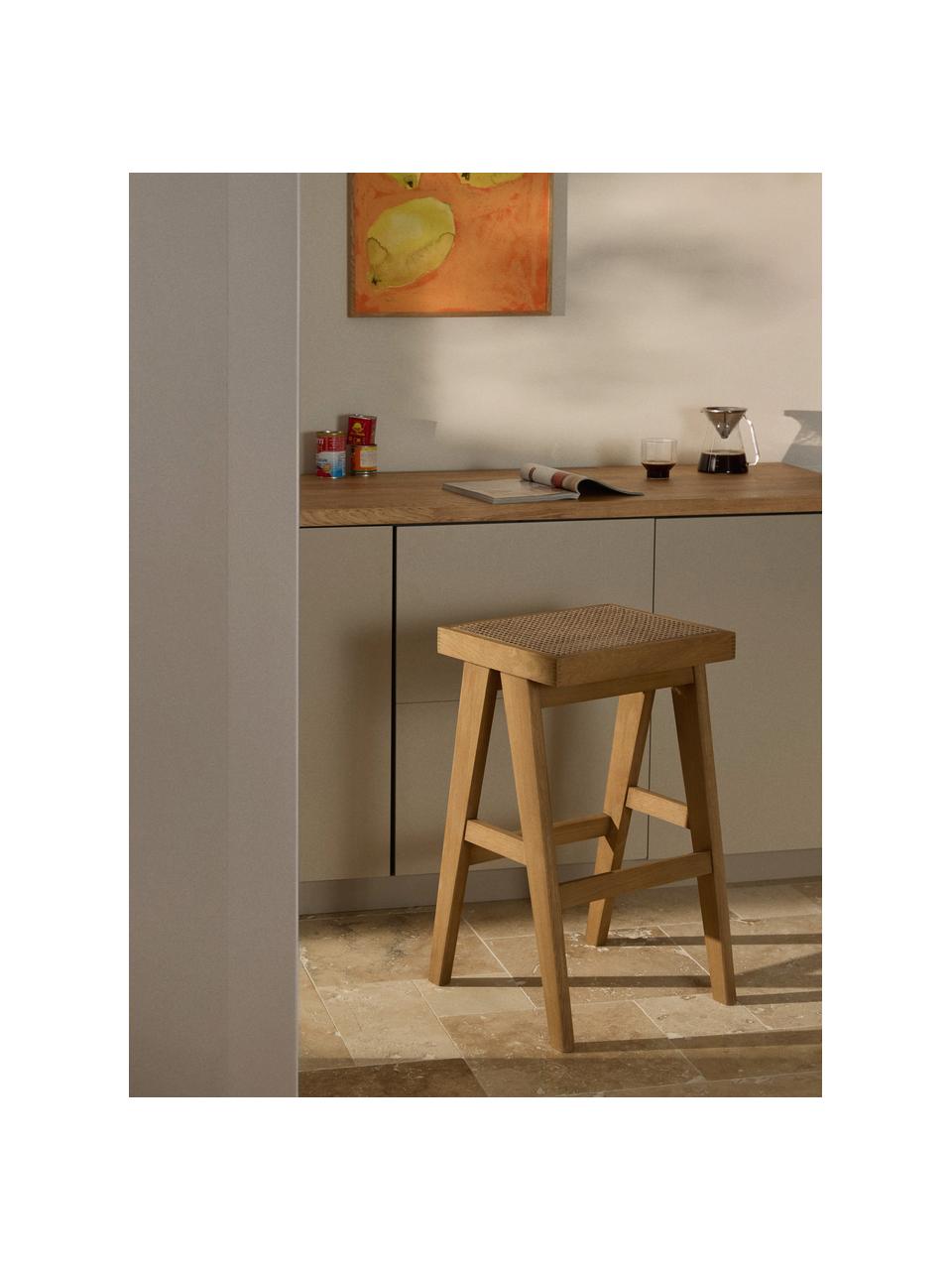 Tabouret de bar en cannage Sissi, Chêne clair, cannage beige clair, larg. 46 x haut. 75 cm