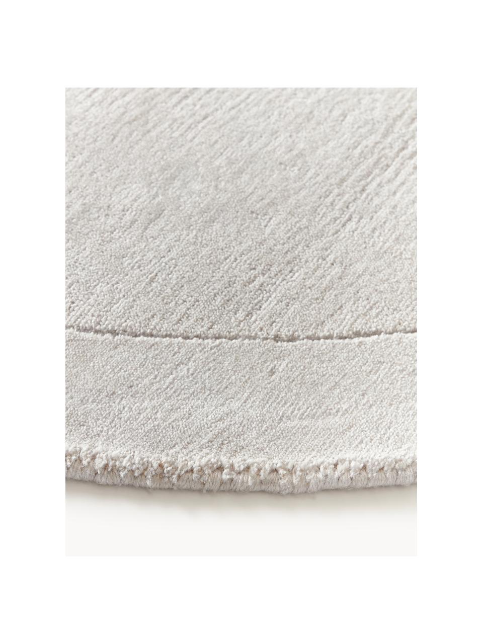 Kulatý koberec s nízkým vlasem Kari, 100 % polyester, certifikace GRS, Odstíny šedé, Ø 150 cm (velikost M)