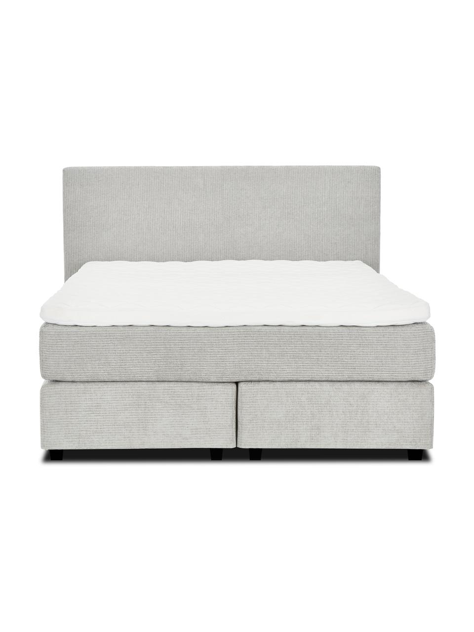 Letto boxspring in velluto a coste grigio chiaro Eliza, Materasso: nucleo a 5 zone di molle , Struttura: legno di pino massiccio, Piedini: legno di betulla massicci, Velluto a coste grigio chiaro, 200 x 200 cm, durezza 2