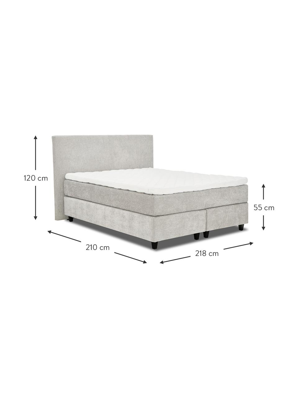 Letto boxspring in velluto a coste grigio chiaro Eliza, Materasso: nucleo a 5 zone di molle , Struttura: legno di pino massiccio, Piedini: legno di betulla massicci, Velluto a coste grigio chiaro, 200 x 200 cm, durezza 2