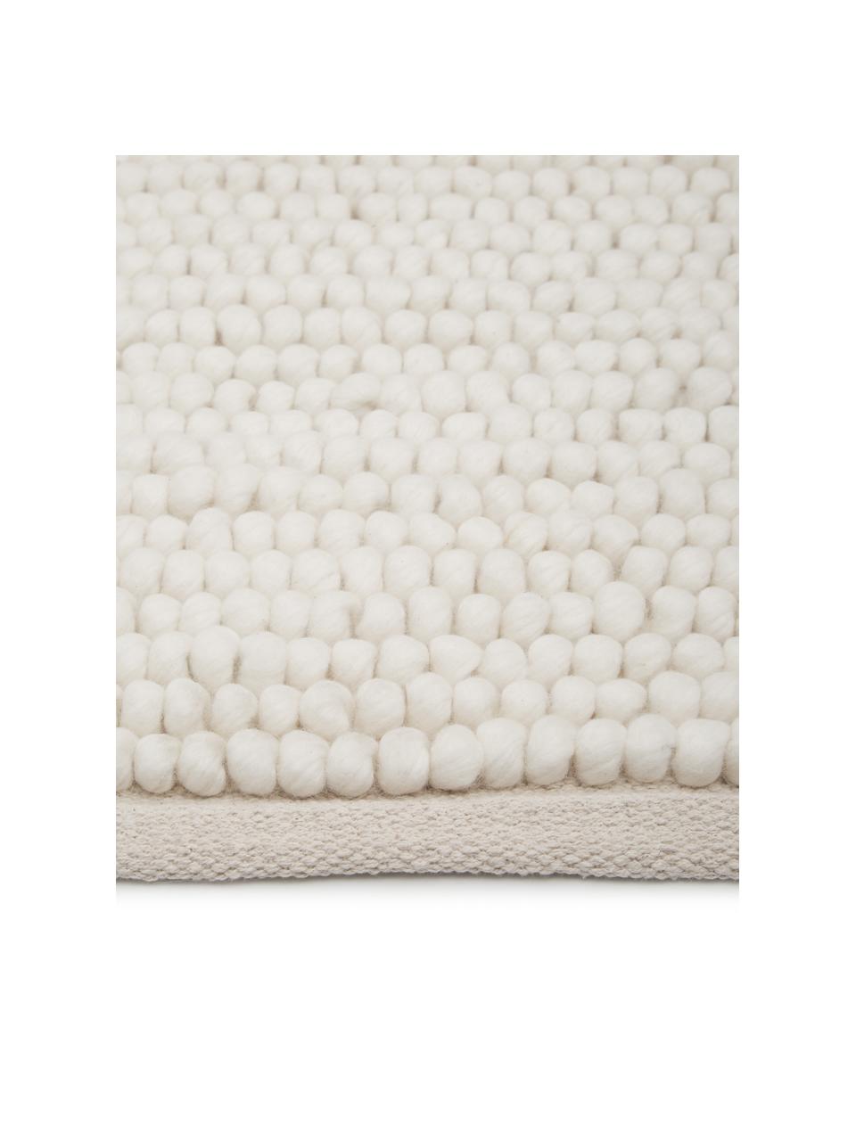 Dywan z wełny Pebble, 80% wełna, 20% nylon

Ten produkt został przetestowany pod kątem substancji szkodliwych i certyfikowany zgodnie z STANDARD 100 by OEKO-TEX® HOHENSTEIN HTTI, 21.HIN.90042, Kremowobiały, S 200 x D 300 cm (Rozmiar L)