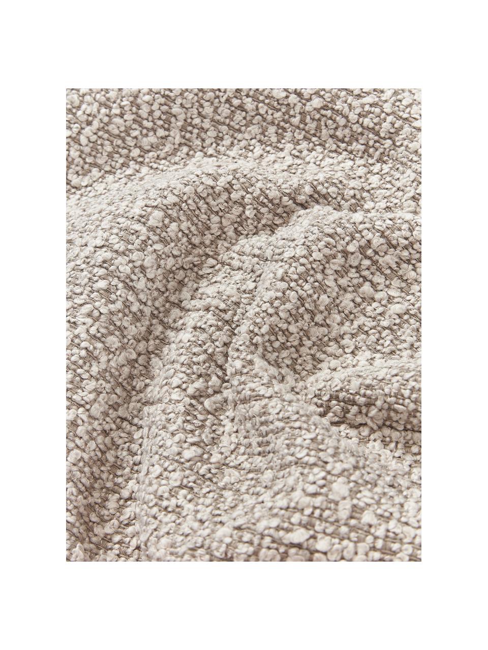 Bouclé-Kissenhüllen Bellamie, 2 Stück, Bouclé (95 % Polyester, 5 % Polyacryl)

Bouclé ist ein Material, das sich durch seine unregelmässig geschwungene Struktur auszeichnet. Die charakteristische Oberfläche entsteht durch eingewebte Schlingen aus verschiedenartigen Garnen, die dem Stoff eine einzigartige Struktur verleihen. Die Schlingenstruktur hat einen isolierenden und gleichzeitig flauschigen Effekt, der den Stoff besonders kuschelig macht., Bouclé Greige, B 45 x L 45 cm