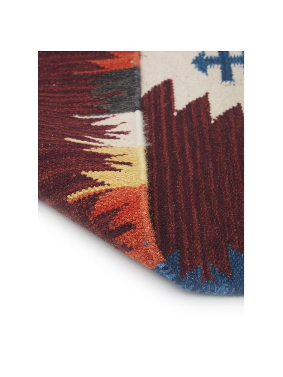 Alfombra corredor artesanal de lana Kilim, 100% lana

Las alfombras de lana se pueden aflojar durante las primeras semanas de uso, la pelusa se reduce con el uso diario, Rojo oscuro, An 80 x L 250 cm