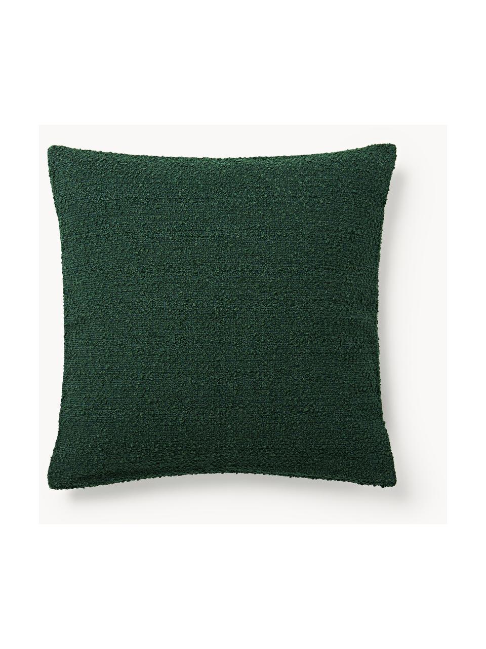 Housse de coussin en bouclette Bellamie, Tissu bouclette (95 % polyester, 5 % polyacrylique)

La bouclette est une matière qui se caractérise par sa texture aux courbes irrégulières. La surface caractéristique est créée par des boucles tissées de fils différents qui confèrent au tissu une structure unique. La structure bouclée a un effet à la fois isolant et moelleux, ce qui rend le tissu particulièrement douillet, Bouclette vert foncé, larg. 45 x long. 45 cm, 2 pièces