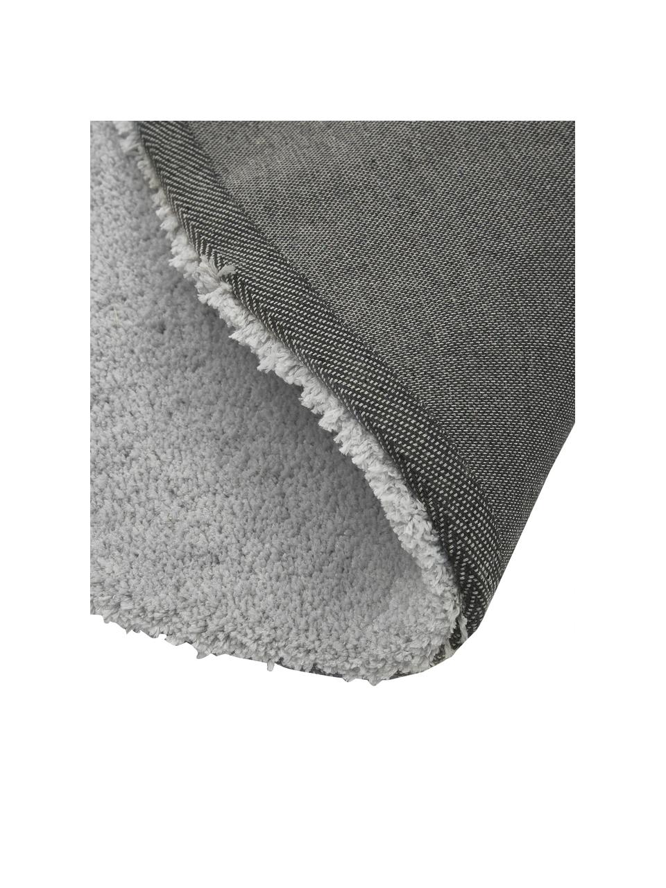 Načechraný kulatý koberec s vysokým vlasem Leighton, Šedá, Ø 150 cm (velikost M)