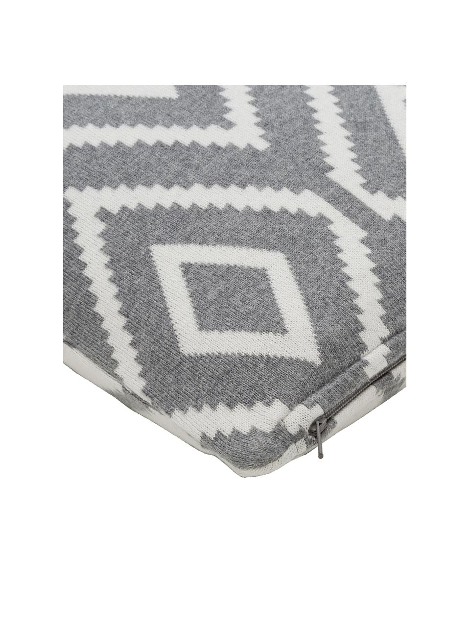 Strick-Wendekissenhülle Chuck mit grafischem Muster in Grau/Weiß, 100% Baumwolle, Grau meliert, Cremeweiß, 40 x 40 cm