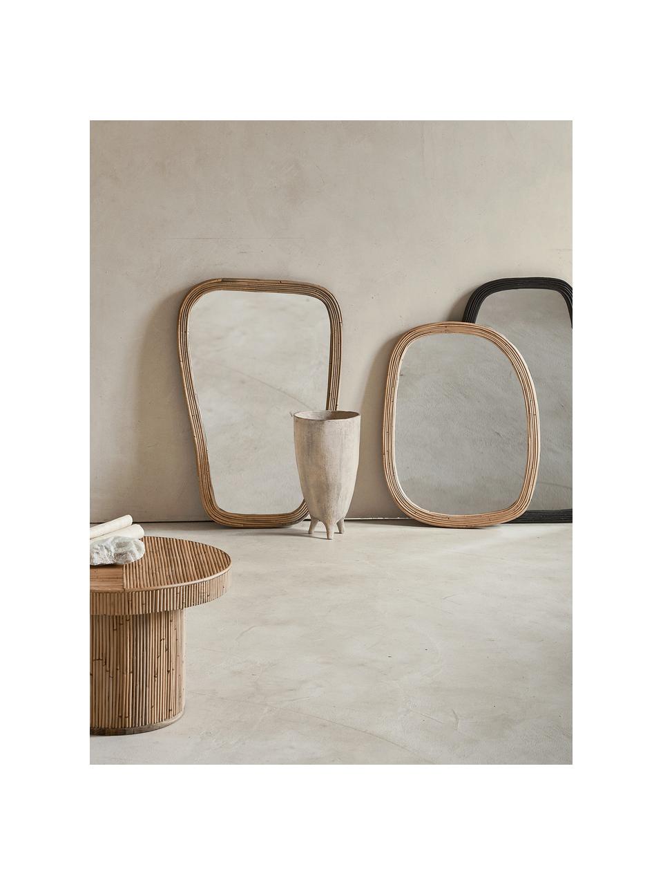 Handgemachter Anlehnspiegel Organic mit Rattanrahmen, Rahmen: Rattan, Spiegelfläche: Spiegelglas, Helles Holz, B 61 x H 120 cm