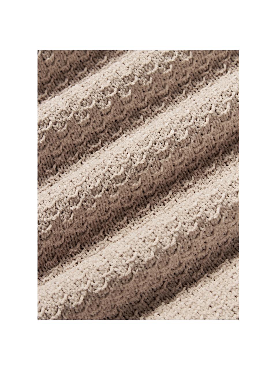 Gestrickte Kissenhülle Everly aus Chenille, 100 % Polyester (recycelt), GRS-zertifiziert

Das in diesem Produkt verwendete Material ist schadstoffgeprüft und zertifiziert nach STANDARD 100 by OEKO-TEX®, 11.HIN.00050., Nougat, B 50 x L 50 cm