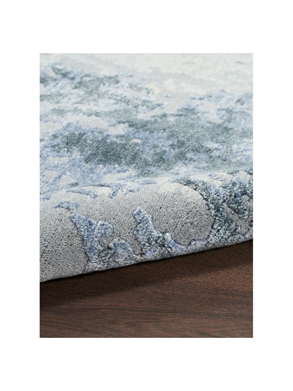 Alfombra artesanal de viscosa Silk Shadows, 75% viscosa, 25% lana de Nueva Zelanda, Tonos azules y grises, An 60 x L 90 cmcm(Tamaño XS)