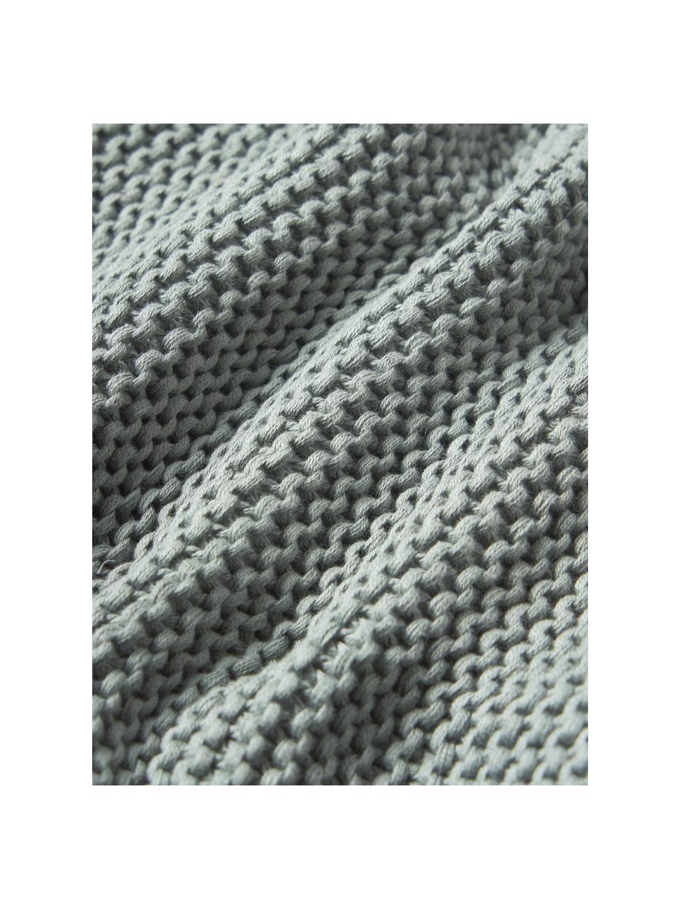 Housse de coussin en tricot de coton bio Adalyn, 100 % coton bio, certifié GOTS

Le matériau est certifié STANDARD 100 OEKO-TEX®, 11.HIN.00050, HOHENSTEIN HTTI, Vert sauge, larg. 40 x long. 40 cm