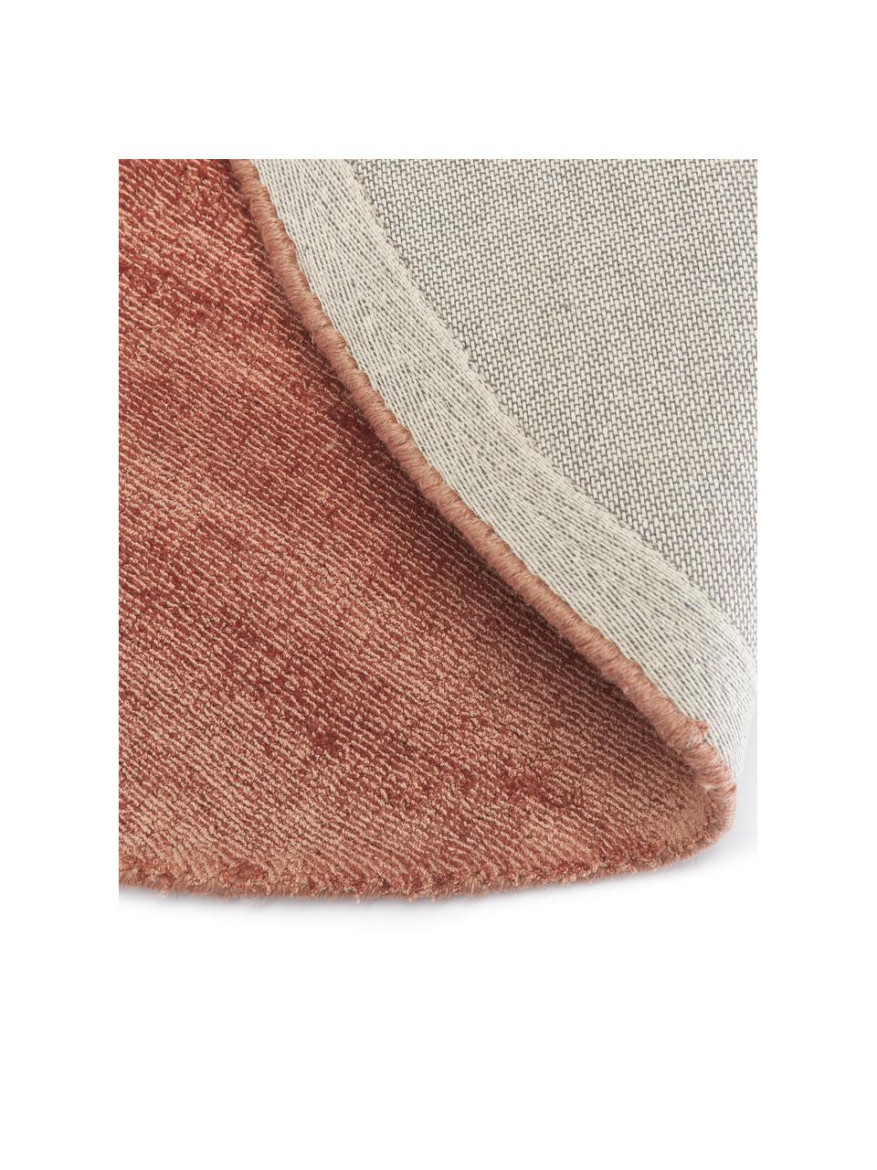 Ručne tkaný koberec z viskózy Jane, Nugátová, Ø 200 cm (veľkosť L)