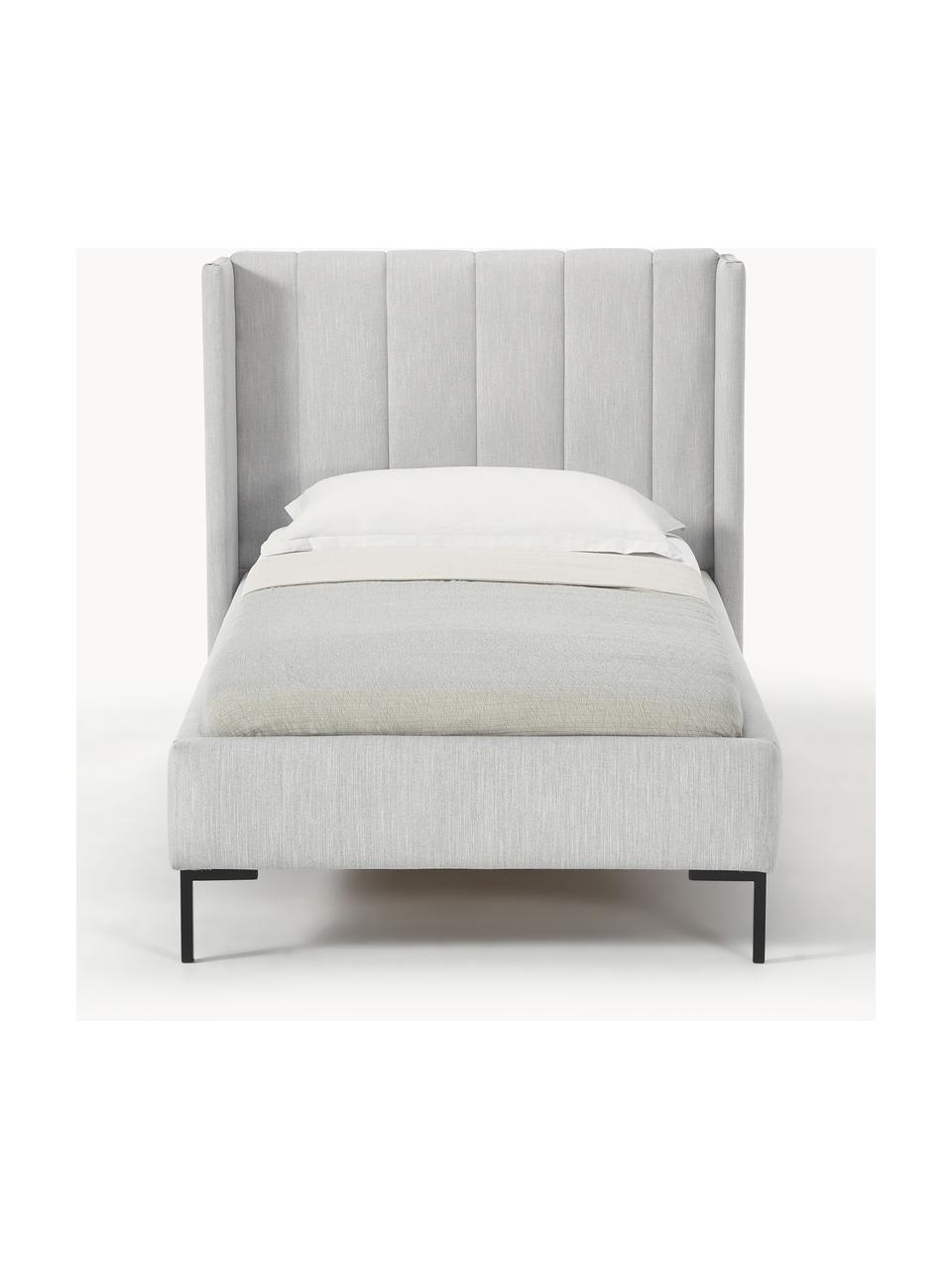 Cama Dusk, Tapizado: tejido finamente estructu, Estructura: madera de pino maciza con, Patas: metal con pintura en polv, Tejido gris claro, An 90 x L 200 cm