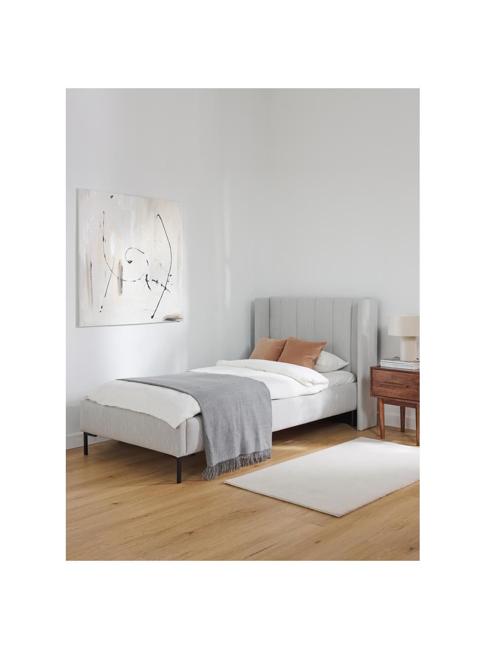 Cama Dusk, Tapizado: tejido finamente estructu, Estructura: madera de pino maciza con, Patas: metal con pintura en polv, Tejido gris claro, An 90 x L 200 cm