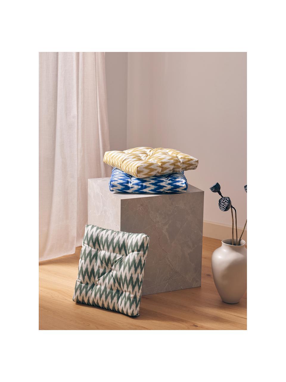 Outdoor stoelkussen Maillot met Ikat patroon, 100% acryl

Het materiaal dat in dit product is gebruikt, is getest op schadelijke stoffen en gecertificeerd volgens STANDARD 100 door OEKO-TEX®, 2016OK0494, Blauw, B 40 x L 40 cm