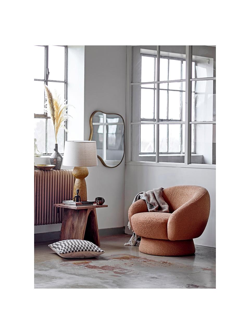 Bouclé loungefauteuil Ted in bruin, Bekleding: 95 % polyester, 5% acryl , Frame: grenenhout, multiplex, me, Bouclé bruin, B 93 x H 82 cm