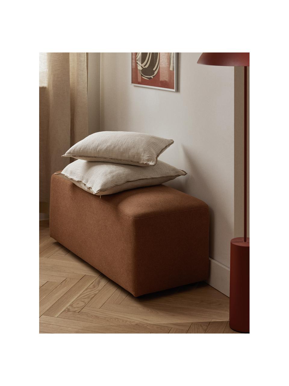 Housse de coussin 50x50 en lin Blaine, 98 % lin, 2 % polyamide

Le lin est naturellement doté d'un toucher plutôt rugueux et d'un aspect froissé. Sa robustesse le rend résistant à l'abrasion et à l'usure

Le matériau est certifié STANDARD 100 OEKO-TEX®, 6457CIT, CITEVE, Tons beiges, larg. 50 x long. 50 cm