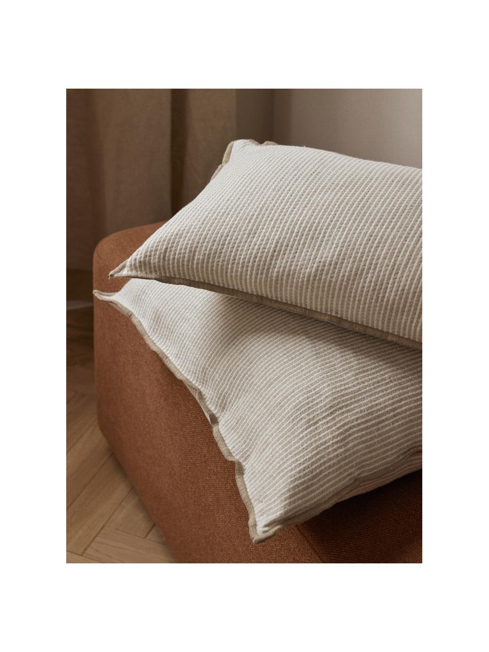 Housse de coussin 50x50 en lin Blaine, 98 % lin, 2 % polyamide

Le lin est naturellement doté d'un toucher plutôt rugueux et d'un aspect froissé. Sa robustesse le rend résistant à l'abrasion et à l'usure

Le matériau est certifié STANDARD 100 OEKO-TEX®, 6457CIT, CITEVE, Tons beiges, larg. 50 x long. 50 cm