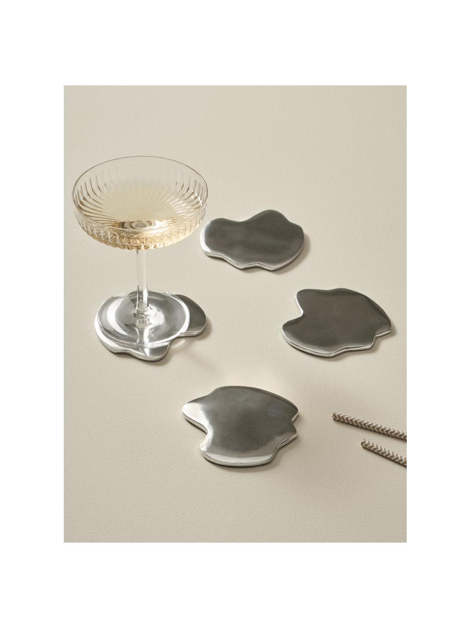 Set 4 sottobicchieri argentati dalla forma organica Micah, Alluminio rivestito, Argentato, Ø 10 cm