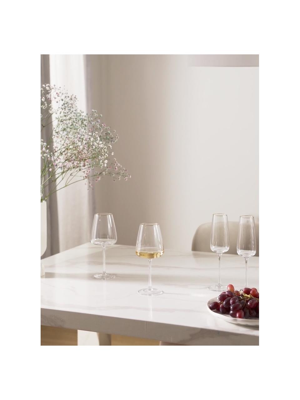 Ručně foukané sklenice na bílé víno Ellery, 4 ks, Sodnovápenaté sklo, ručně foukané 

Sodnovápenaté sklo se díky hladkému a neporéznímu povrchu snadno čistí. Stejně jako ostatní typy skla je plně recyklovatelné, což pomáhá snižovat dopad na životní prostředí. Je však třeba poznamenat, že je citlivé na teplotní výkyvy, proto je třeba opatrnosti, když např. do sklenice naléváte velmi horké tekutiny., Transparentní se zlatým okrajem, Ø 9 cm, V 21 cm, 400 ml