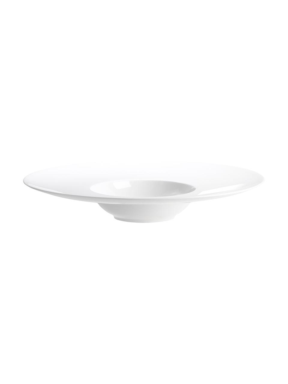 Velké talíře na těstoviny z kostního porcelánu Fine Bone China à table, 6 ks, Kostní porcelán Fine Bone China
Fine Bone China je jemný porcelán, který se vyznačuje zejména svým zářivým, průsvitným leskem., Bílá, Ø 29 cm, V 5 cm