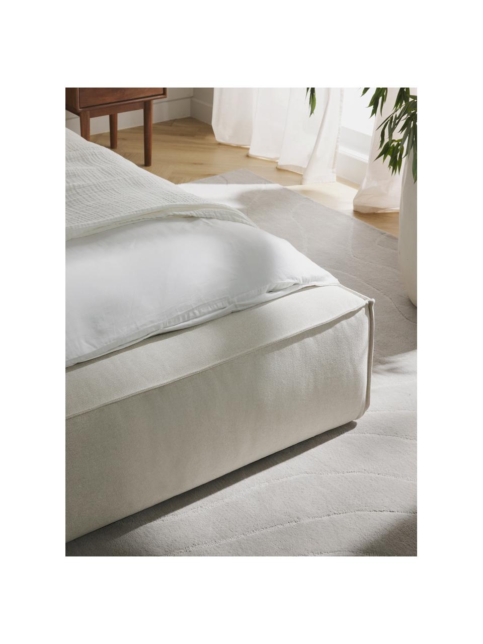 Letto imbottito con contenitore Lennon, Rivestimento: 100% poliestere Il rivest, Struttura: legno di pino massiccio, , Piedini: legno, plastica Questo pr, Tessuto bianco latte, Larg. 208 x Lung. 243 cm (superfice 140 x 200 cm)