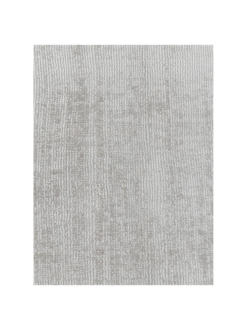 Tapis en viscose tissé main Jane, Gris clair, larg. 160 x long. 230 cm (taille M)