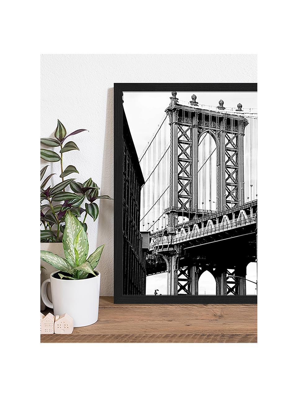 Ingelijste digitale print Manhattan Bridge, Afbeelding: digitale print op papier,, Lijst: gelakt hout, Zwart, wit, B 43 cm x H 53 cm