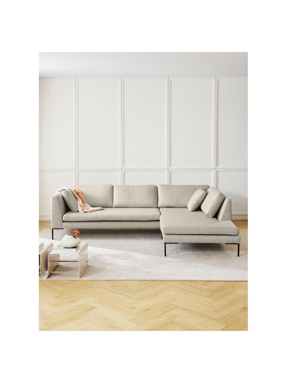 Canapé d'angle avec pieds en métal Emma, Tissu beige clair, larg. 302 x prof. 220 cm, méridienne à gauche