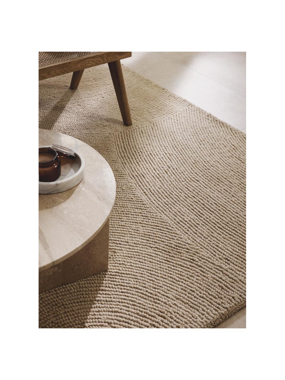 Handgetufteter Kurzflor-Teppich Eleni aus recycelten Materialien, 100 % Polyester, Beige, B 80 x L 150 cm (Grösse XS)