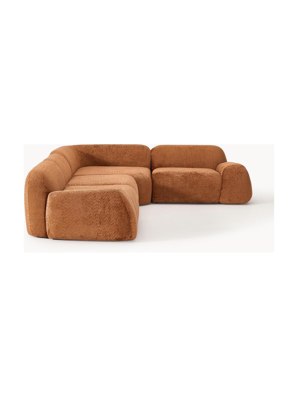 Sofá rinconera modular de boreguillo bouclé Wolke (4 plazas), Tapizado: tejido borreguillo bouclé, Tapizado: espuma de poliuretano, ce, Estructura: madera de pino, madera de, Patas: plástico Este producto es, Borreguillo bouclé terracota, An 349 x F 262 cm