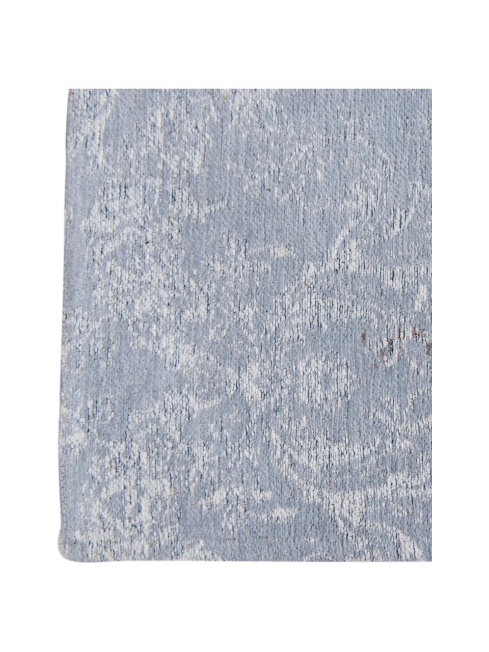 Chenille vloerkleed Multi in patchwork design, Bovenzijde: 85% chenilledraad (katoen, Weeftechniek: jacquard, Onderzijde: katoenmix, gecoat met lat, Blauw, grijs, 140 x 200 cm
