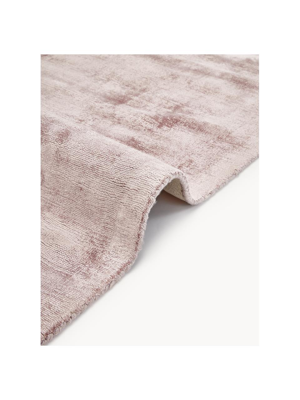 Ručně tkaný viskózový koberec Jane, Levandulová, Š 80 cm, D 150 cm (velikost XS)