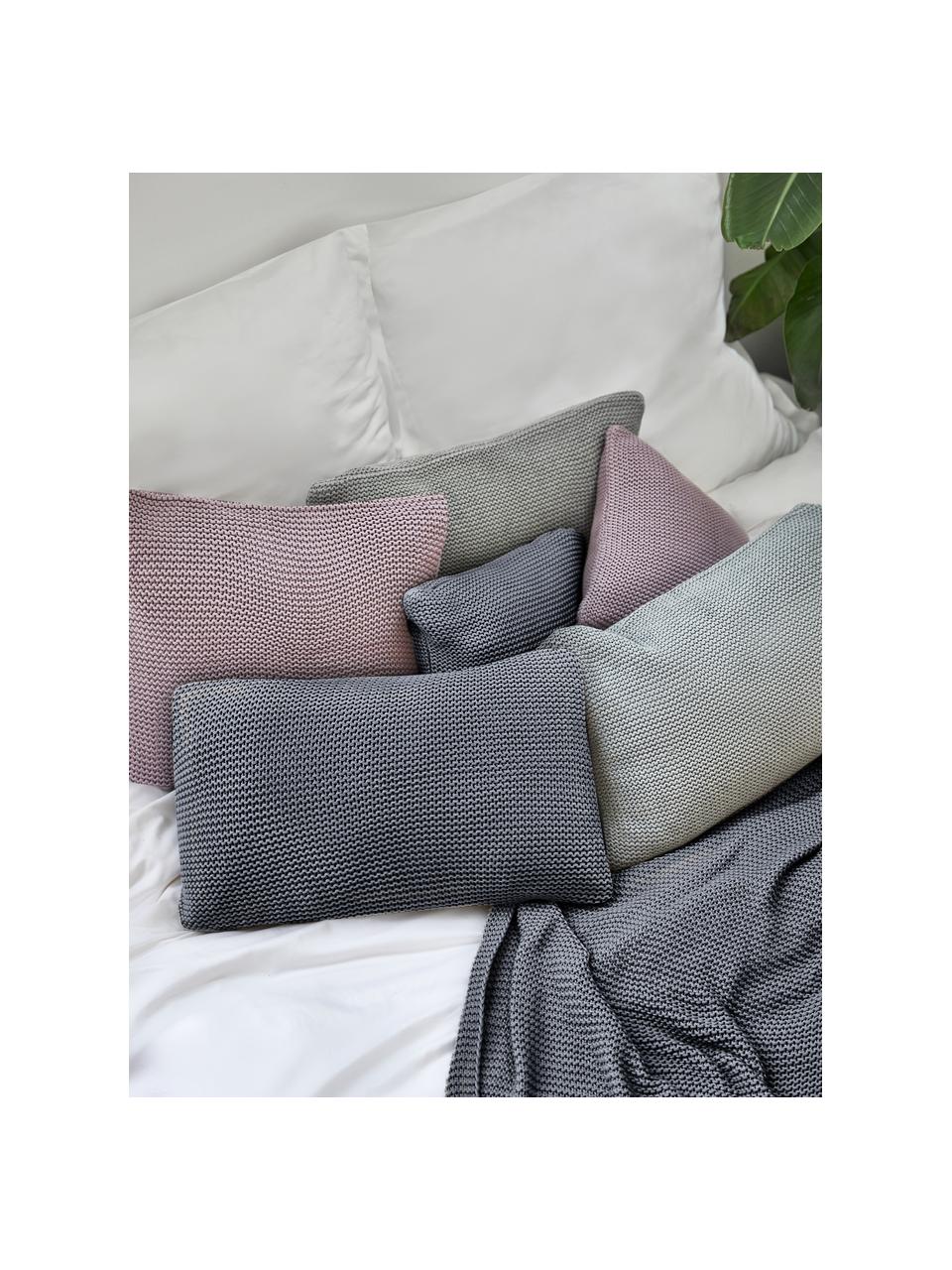 Housse de coussin tricot gris clair Adalyn, 100 % coton bio, certifié GOTS, Gris, larg. 30 x long. 50 cm