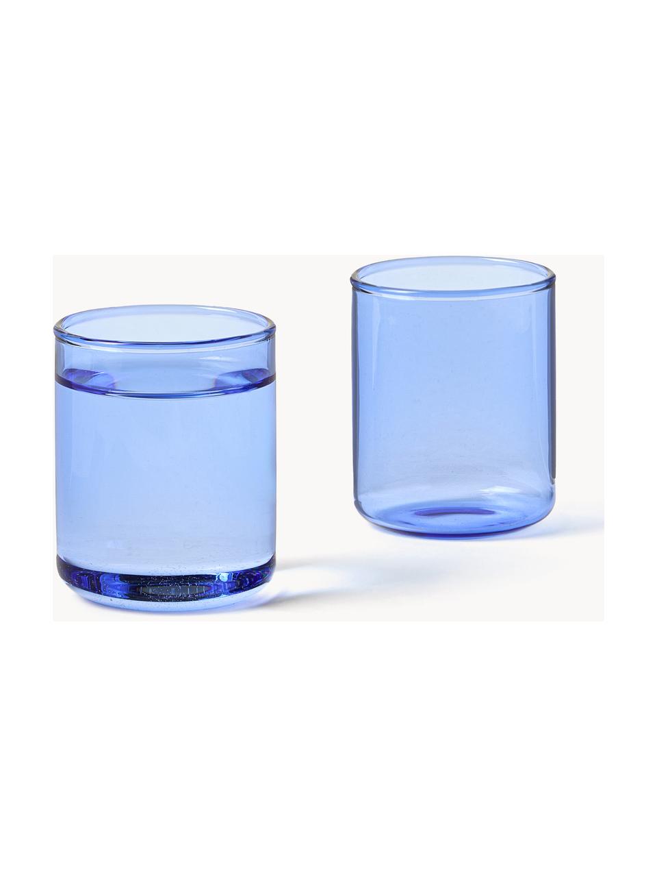 Poháre na shoty Torino, 2 ks, Borosilikátové sklo

Objavte všestrannosť borosilikátového skla pre váš domov! Borosilikátové sklo je kvalitný, spoľahlivý a robustný materiál. Vyznačuje sa mimoriadnou tepelnou odolnosťou a preto je ideálny pre váš horúci čaj alebo kávu. V porovnaní s klasickým sklom je borosilikátové sklo odolnejšie voči rozbitiu a prasknutiu, a preto je bezpečným spoločníkom vo vašej domácnosti., Modrá, priehľadná, Ø 4 x V 5 cm, 60 ml