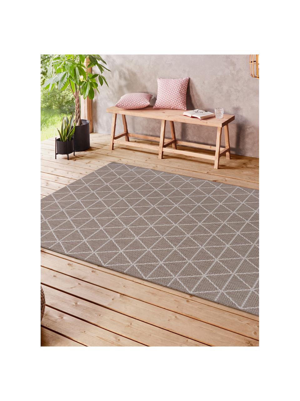 Gemusterter In- & Outdoor-Teppich Triangle in Beige/Weiß, 100% Polypropylen, Hellbraun, Cremeweiß, B 200 x L 290 cm (Größe L)