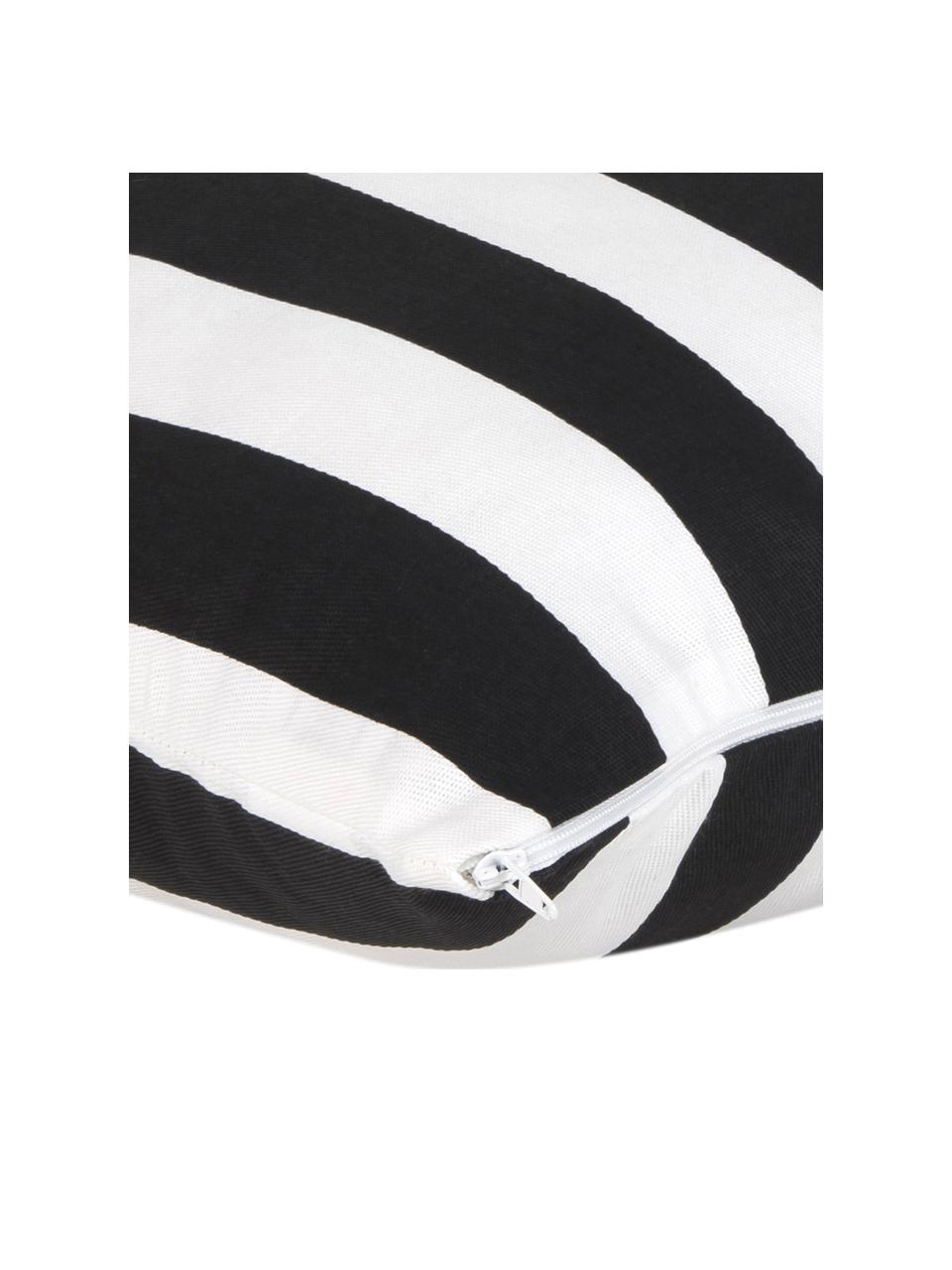 Gestreifte Kissenhülle Timon in Schwarz/Weiß, 100% Baumwolle, Schwarz, Weiß, 40 x 40 cm