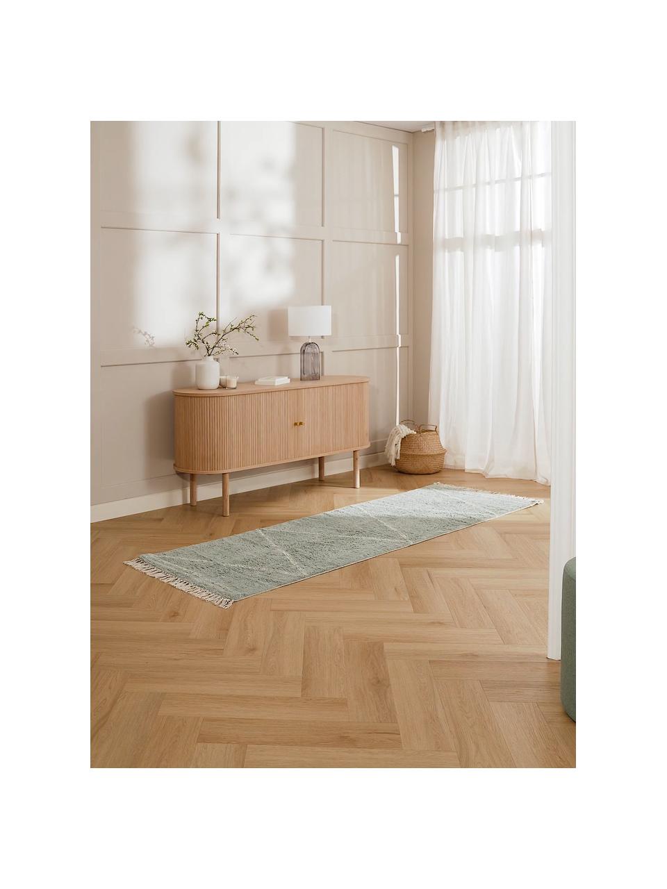 Handgetufte katoenen loper Asisa met zigzag patroon en franjes, Saliegroen, beige, B 80 x L 250 cm