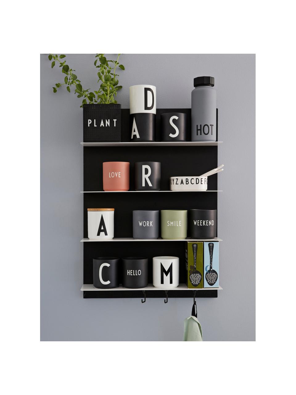 Designový pohárek s nápisem Favourite SMILE, Kostní porcelán Fine Bone China
Fine Bone China je jemný porcelán, který se vyznačuje zejména svým zářivým a průsvitným leskem, Olivová (Smile), Ø 8 cm, V 9 cm, 250 ml