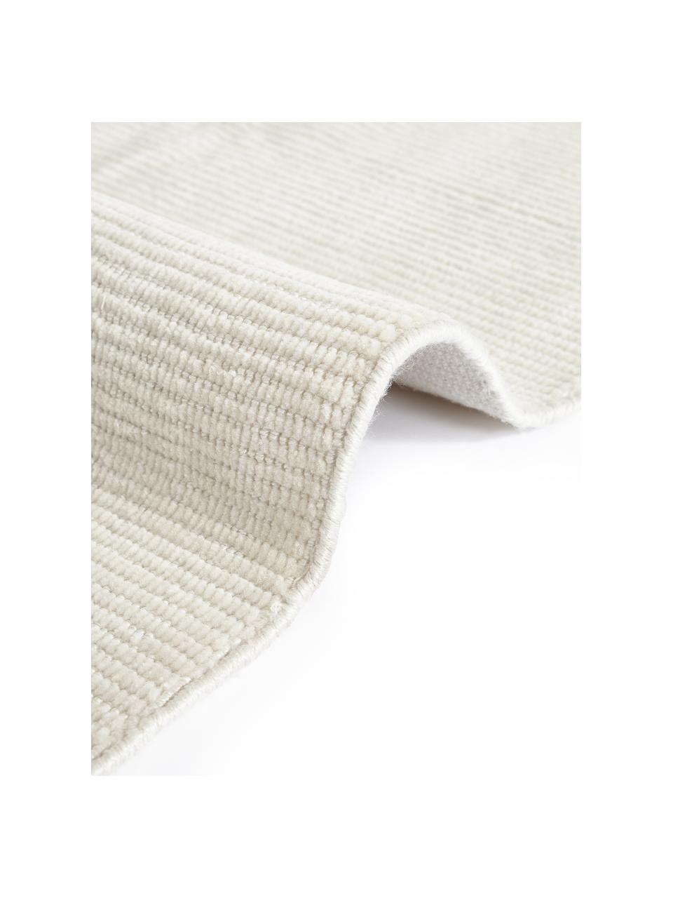 Ručne tkaný behúň s krátkym vlasom Willow, 100% polyester s certifikátom GRS, Krémovobiela, Š 80 x D 250 cm