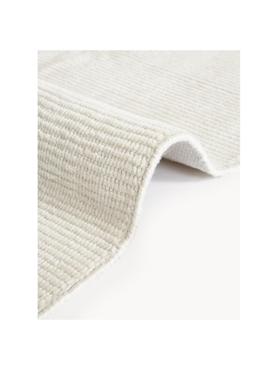 Ručne tkaný behúň s krátkym vlasom Willow, 100% polyester s certifikátom GRS, Krémovobiela, Š 80 x D 250 cm